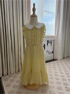 Self-Portrait Girls' Pale Yellow Pleated Dress with White Peter Pan Collar